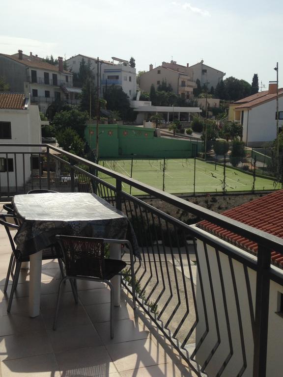 Apartments Villa Kristina プーラ 部屋 写真