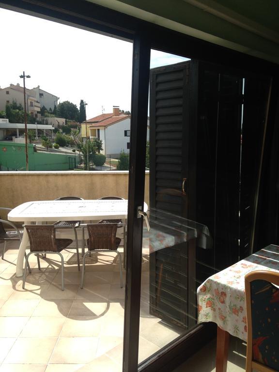 Apartments Villa Kristina プーラ 部屋 写真