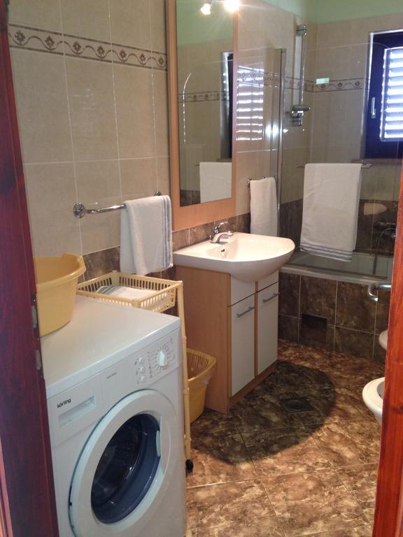 Apartments Villa Kristina プーラ 部屋 写真