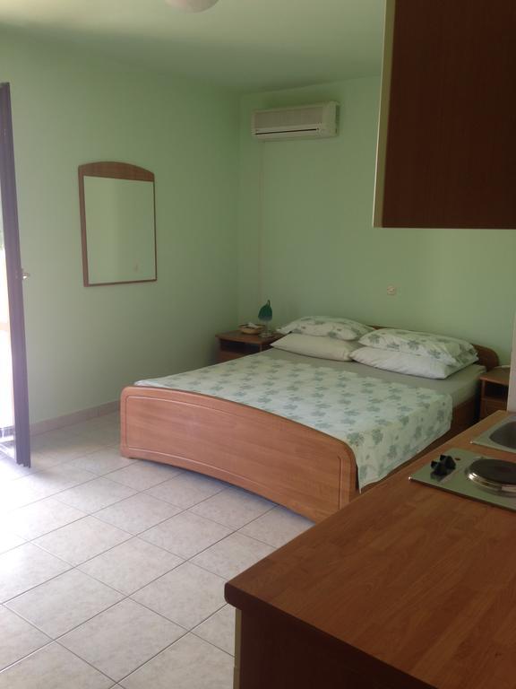 Apartments Villa Kristina プーラ 部屋 写真