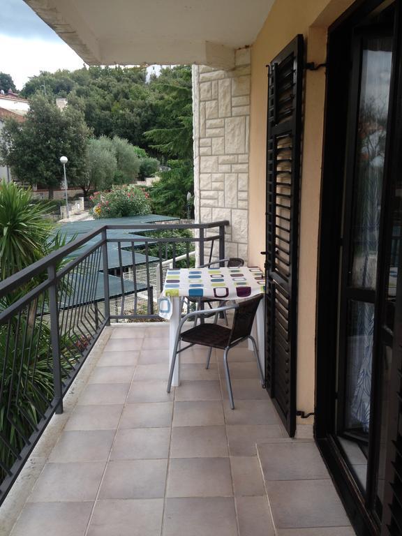Apartments Villa Kristina プーラ 部屋 写真